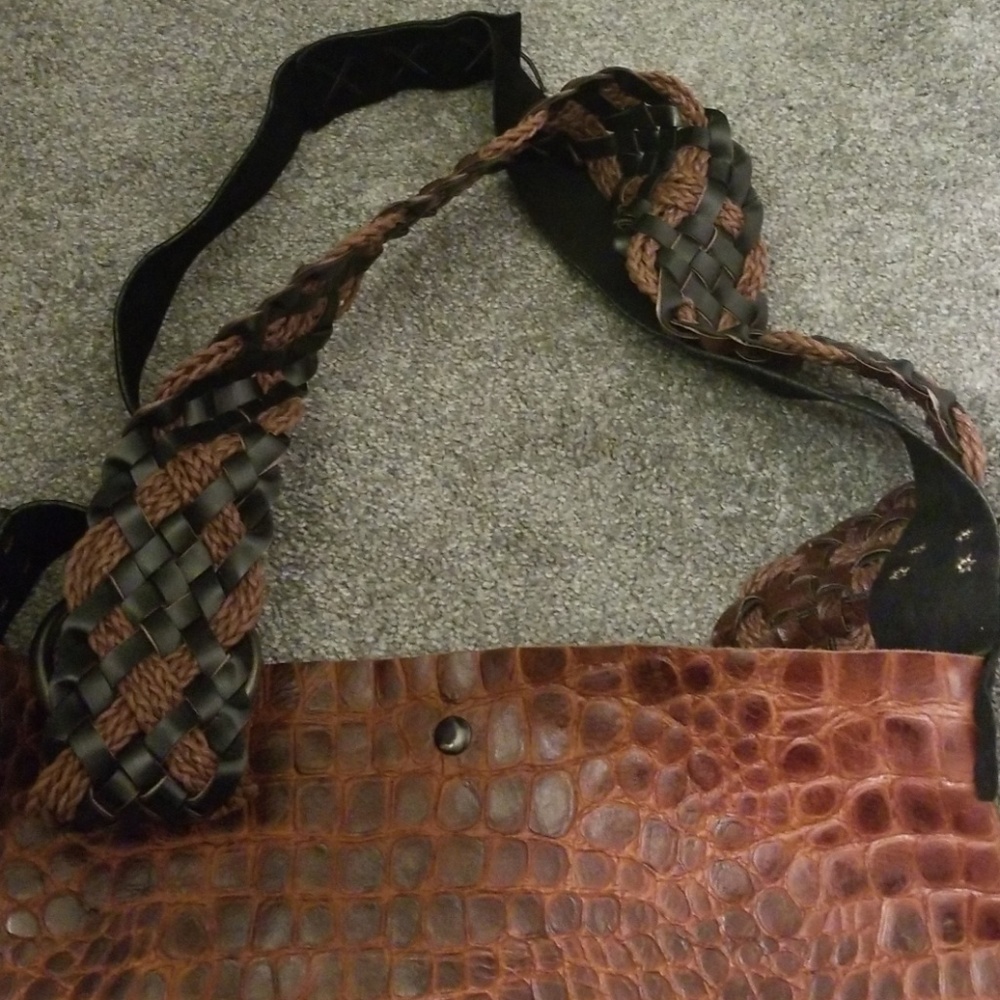 Crossbag - Picture 3 of 5
